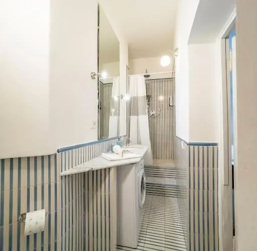 Trevi Domus Avignonesi *