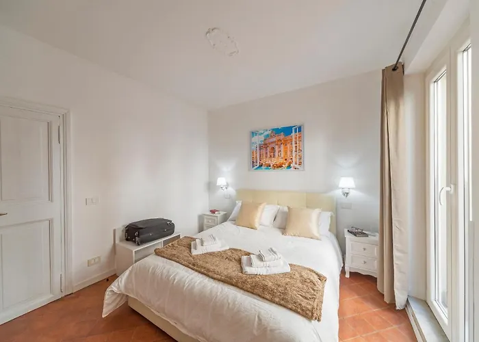 Trevi Domus Avignonesi Rome